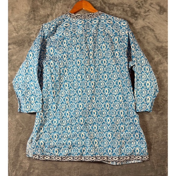 Foxcroft Womens Shirt Top Size 14 Blue Geo Print Wrinkle Free Shaped Fit Button - Picture 2 of 6